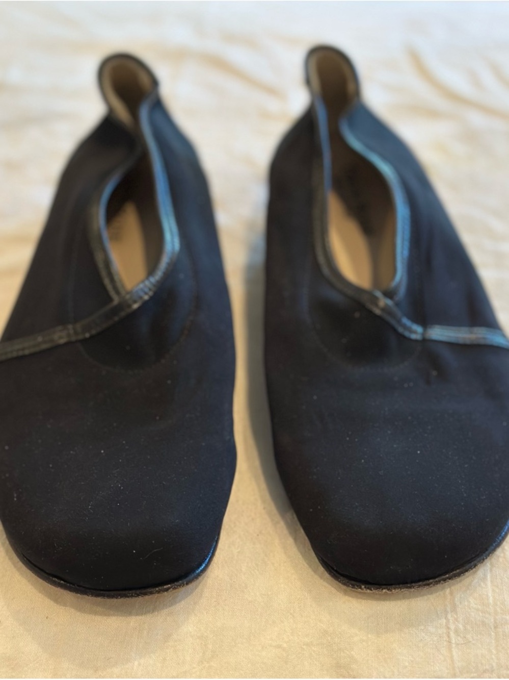 Taryn Rose Black Slip-On Flats
